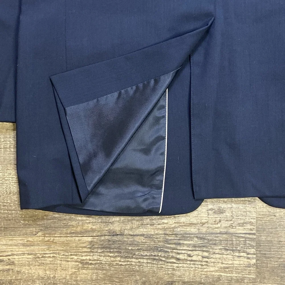 Joseph & Feiss Navy Blazer Jacket Men's 42R 100% Wool Quiet Luxury Preppy Sharp